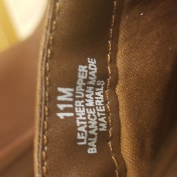 NWOT Bruno Valenti 3' cognac leather pointed toe bootie. Size 11 Unboxed - Picture 3 of 5